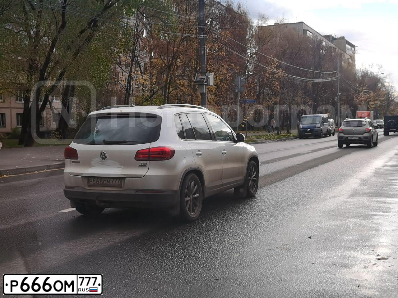 Фото автомобиля VOLKSWAGEN TIGUAN, 2015 — госномер Р666ОМ777. Цвет: БЕЛЫЙ
