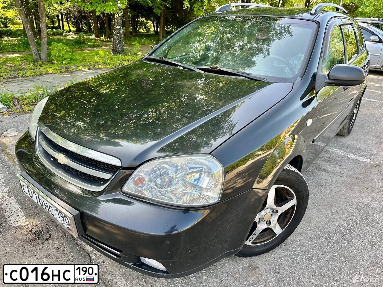 Фото автомобиля CHEVROLET LACETTI, 2008 — госномер Р201АУ180. Цвет: ЧЕРНЫЙ