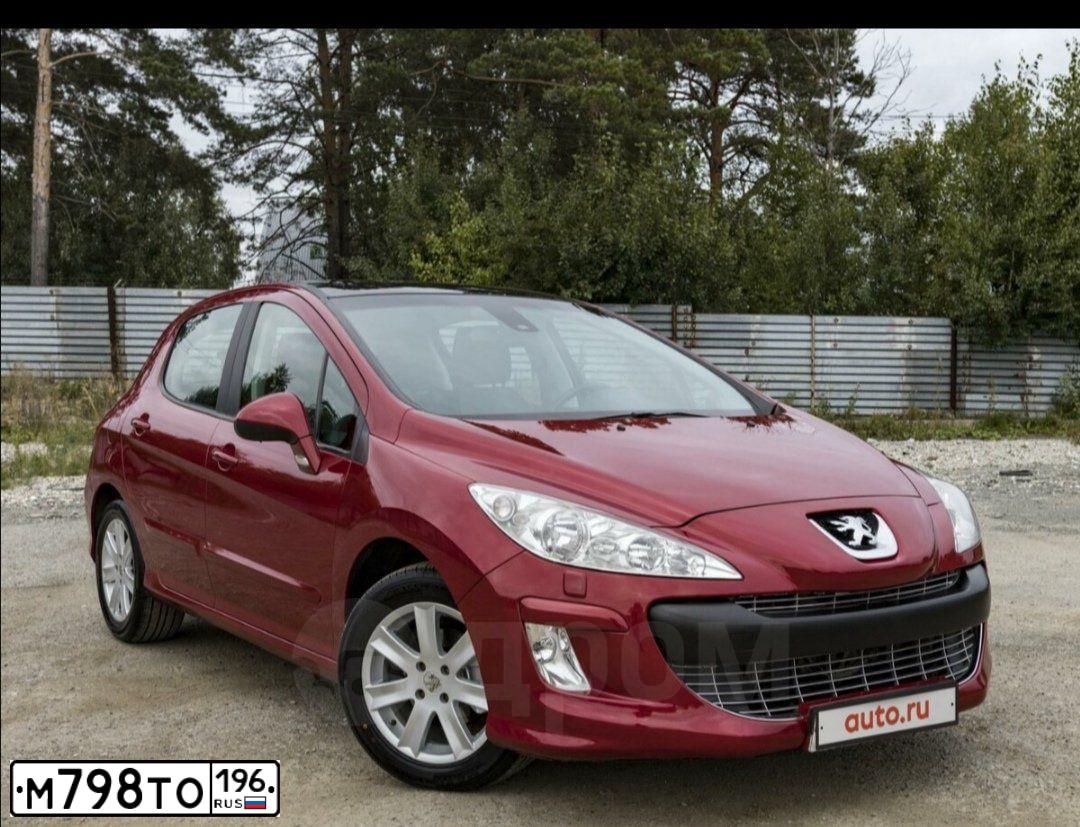 Фото автомобиля PEUGEOT 308, 2010 — госномер М798ТО196. Цвет: Красный