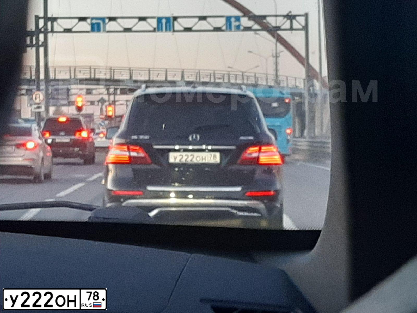 Фото автомобиля MERCEDES C-KLASSE, 1998 — госномер О537СМ47. Цвет: ЧЕРНЫЙ