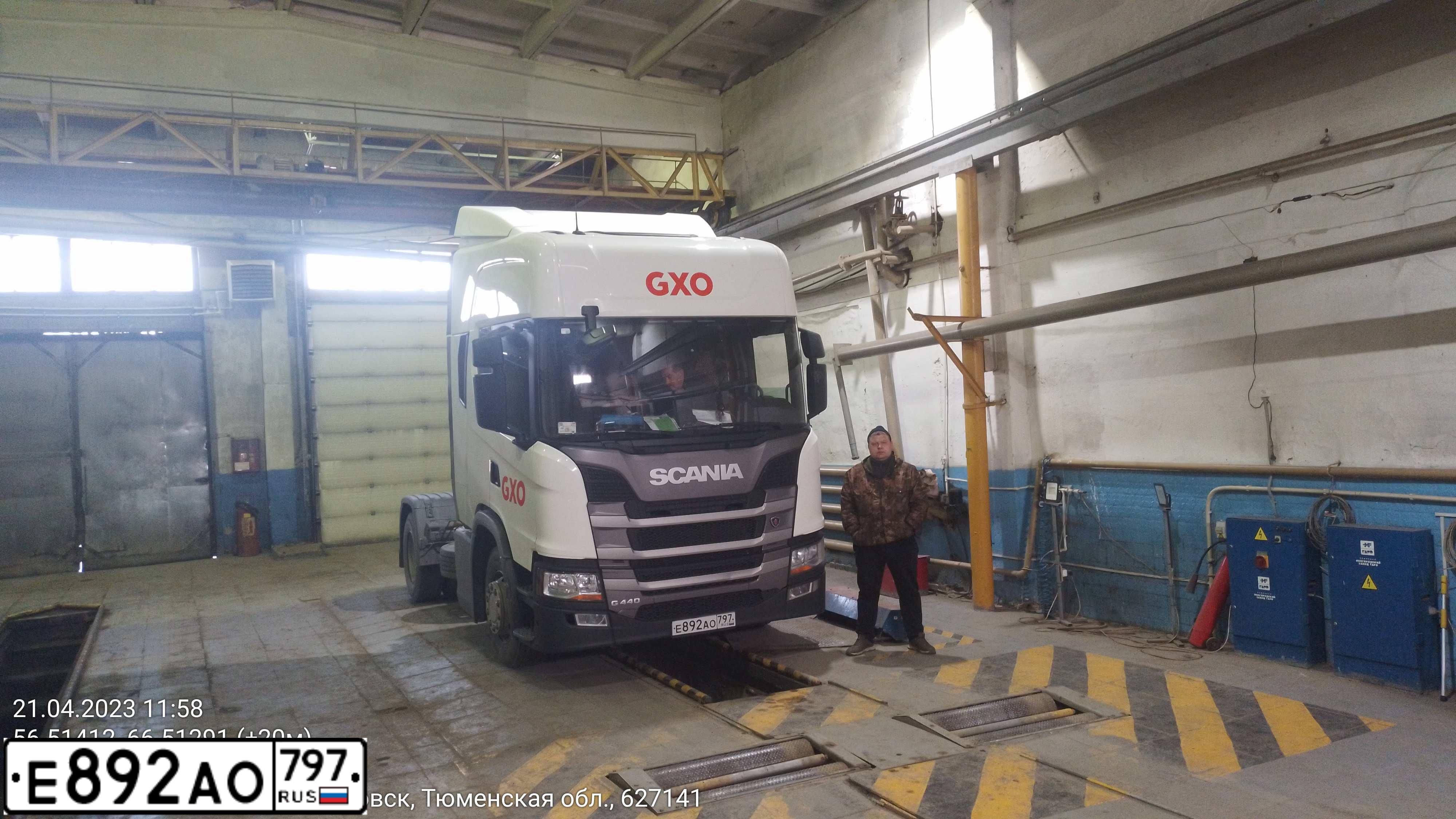 Фото автомобиля SCANIA SERIE G /4X2/, 2020 — госномер Е892АО797. Цвет: Белый