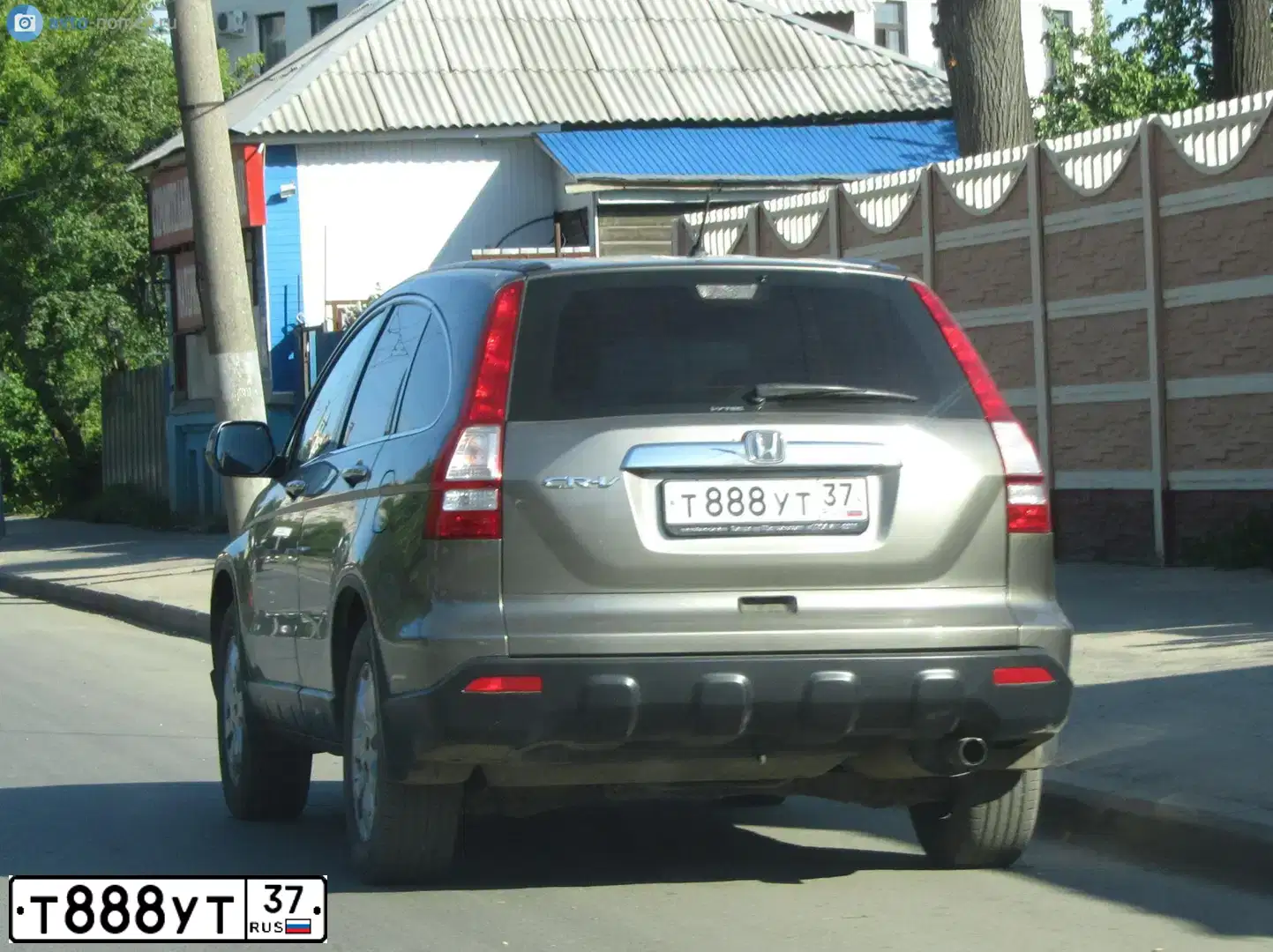 Фото автомобиля HONDA CR-V, 2008 — госномер Т888УТ37. Цвет: СЕРЫЙ
