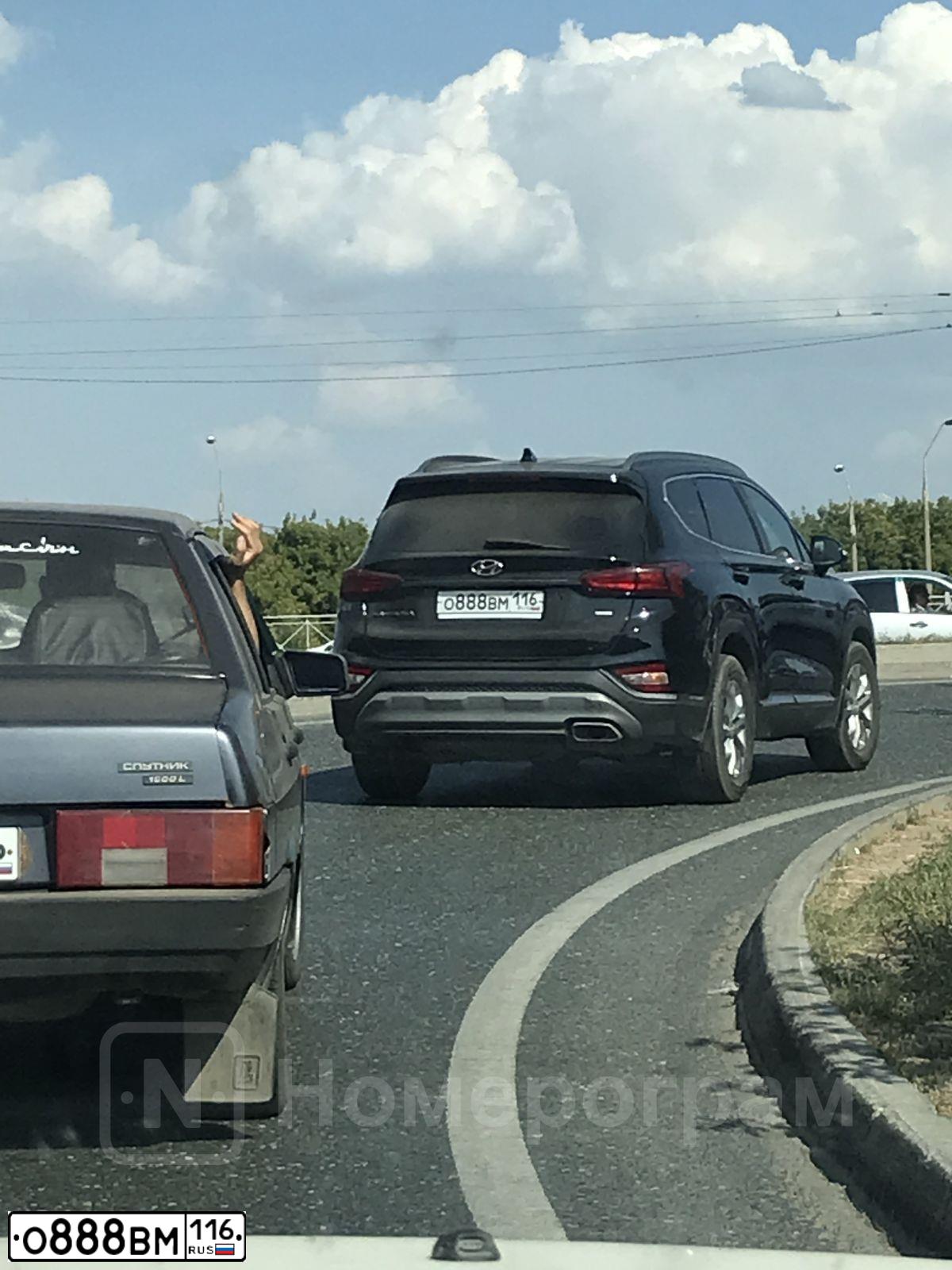 Фото автомобиля SUZUKI /GRAND/ VITARA, 2011 — госномер О888ВМ116. Цвет: СЕРЕБРИСТЫЙ