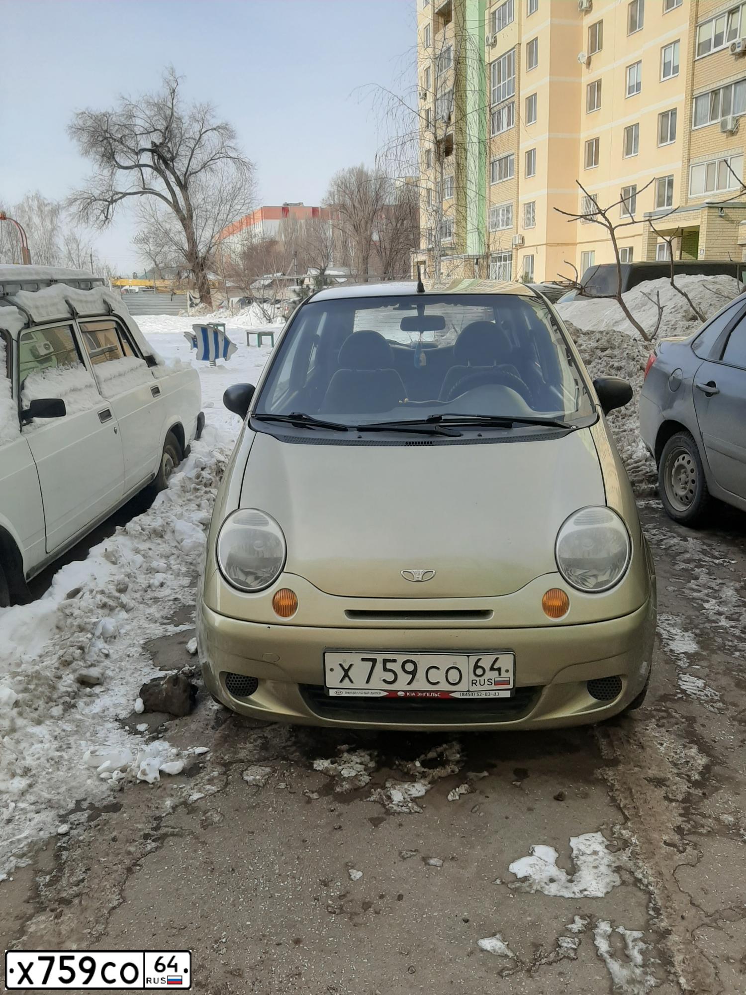 Фото автомобиля DAEWOO MATIZ, 2011 — госномер Х759СО64. Цвет: ПЕСОЧНЫЙ