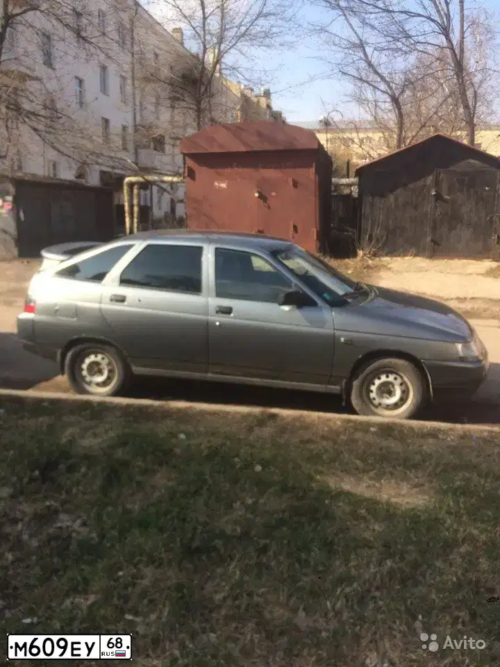 Фото автомобиля LADA 2112, 2005 — госномер О155УВ68. Цвет: СРЕДНИЙ СЕРО-ЗЕЛЕНЫЙ МЕТАЛЛ