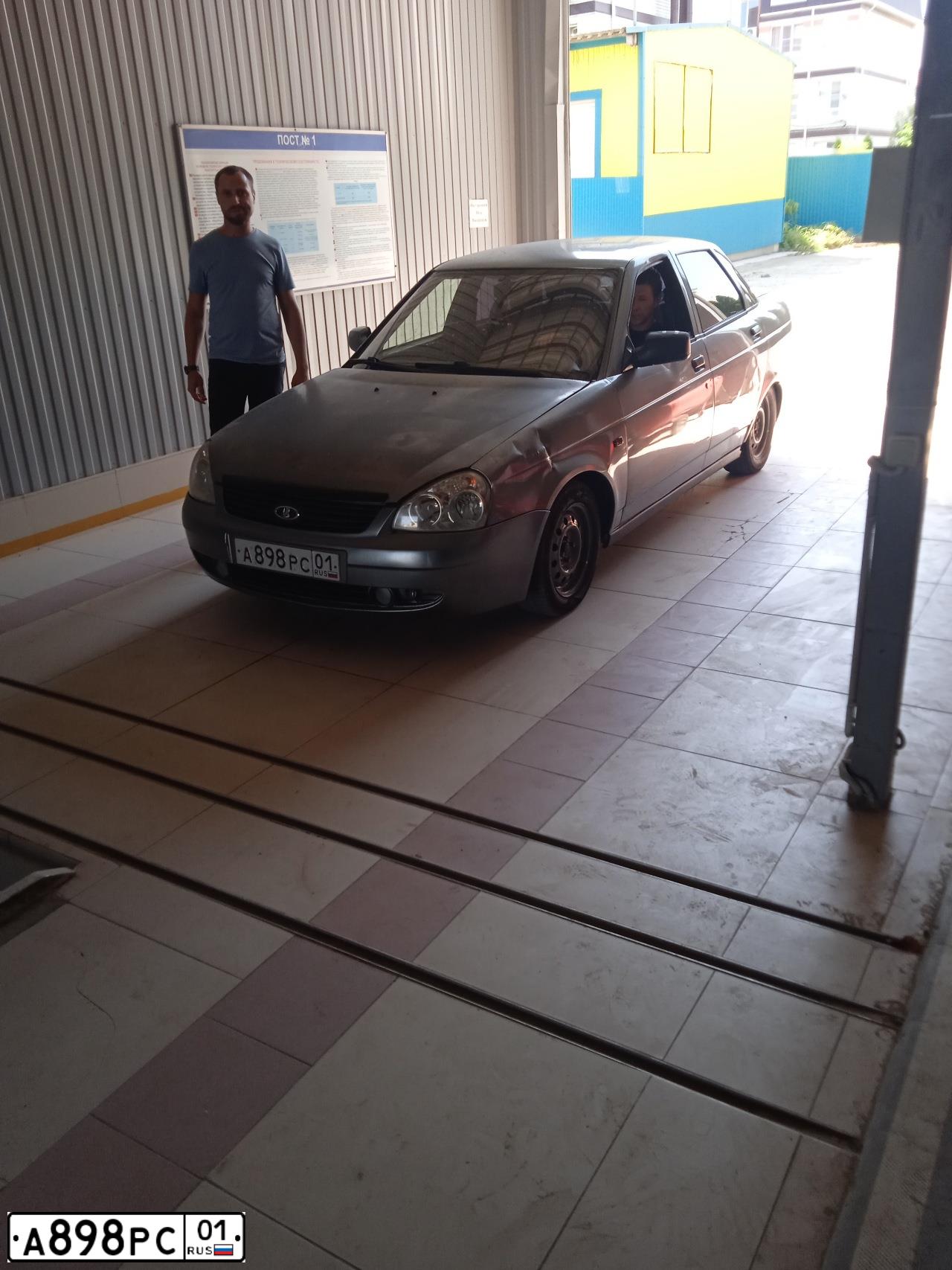 Фото автомобиля VAZ ВАЗ 21703 LADA PRIORA, 2007 — госномер А898РС01. Цвет: СРЕДНИЙ СЕРО-ЗЕЛЕНЫЙ МЕТ