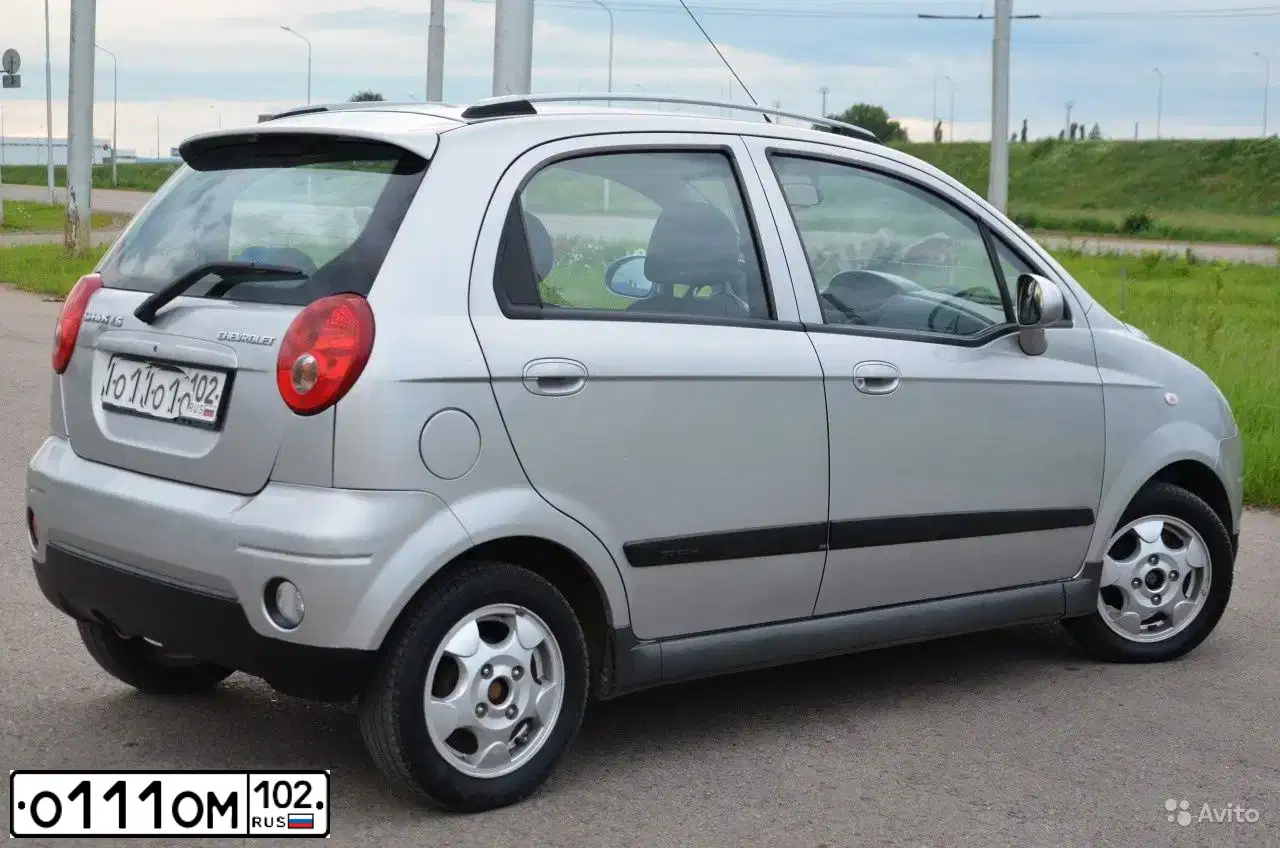 Фото автомобиля LADA 2115 SAMARA, 2006 — госномер В909ОХ156. Цвет: ЗОЛОТИСТО ТЕМНО-ЗЕЛЕНЫЙ