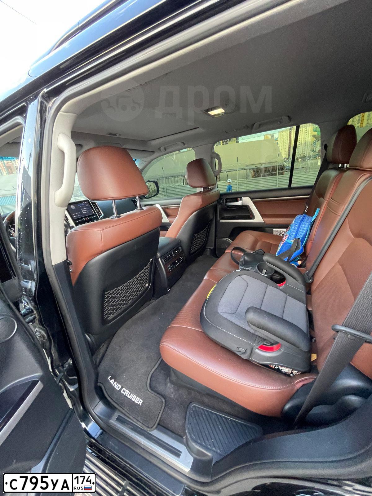 Фото автомобиля TOYOTA LANDCRUISER 200, 2015 — госномер Р200ВТ774. Цвет: ЧЕРНЫЙ