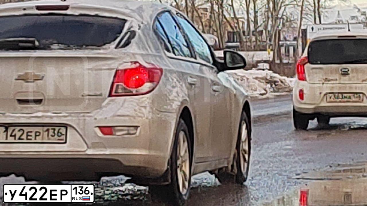 Фото автомобиля FORD FOCUS, 2008 — госномер В028ВО199. Цвет: ЧЕРНЫЙ
