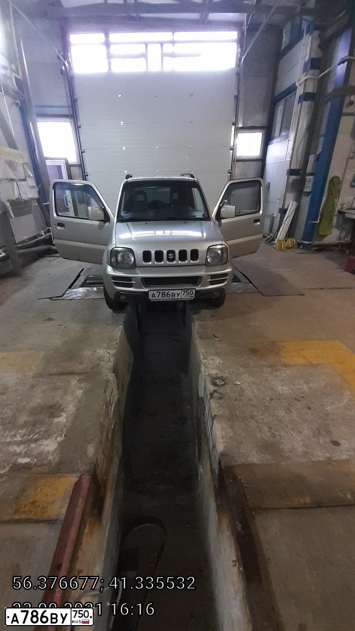Фото автомобиля SUZUKI JIMNY, 2008 — госномер А786ВУ750. Цвет: СЕРЕБРИСТЫЙ