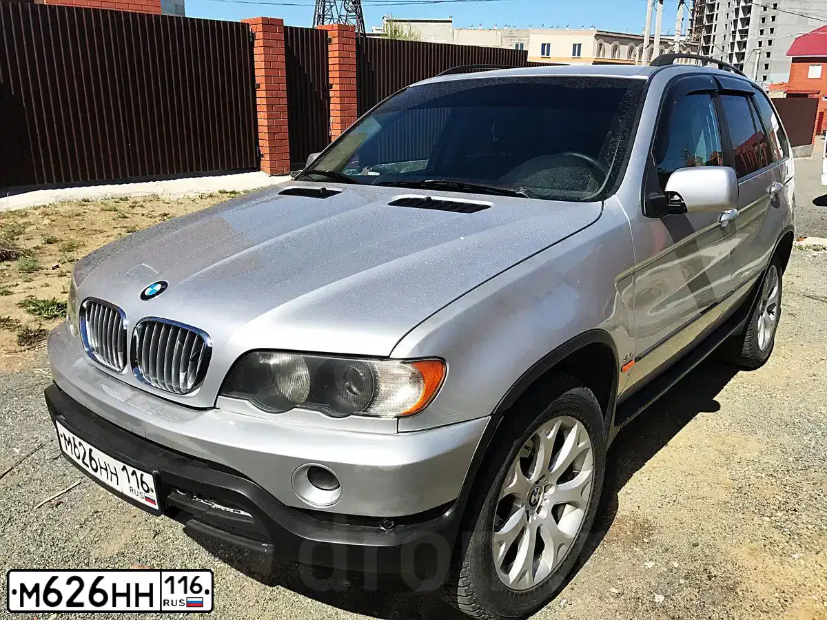 Фото автомобиля BMW X5, 2001 — госномер Т244ТТ16. Цвет: СЕРЕБРИСТЫЙ