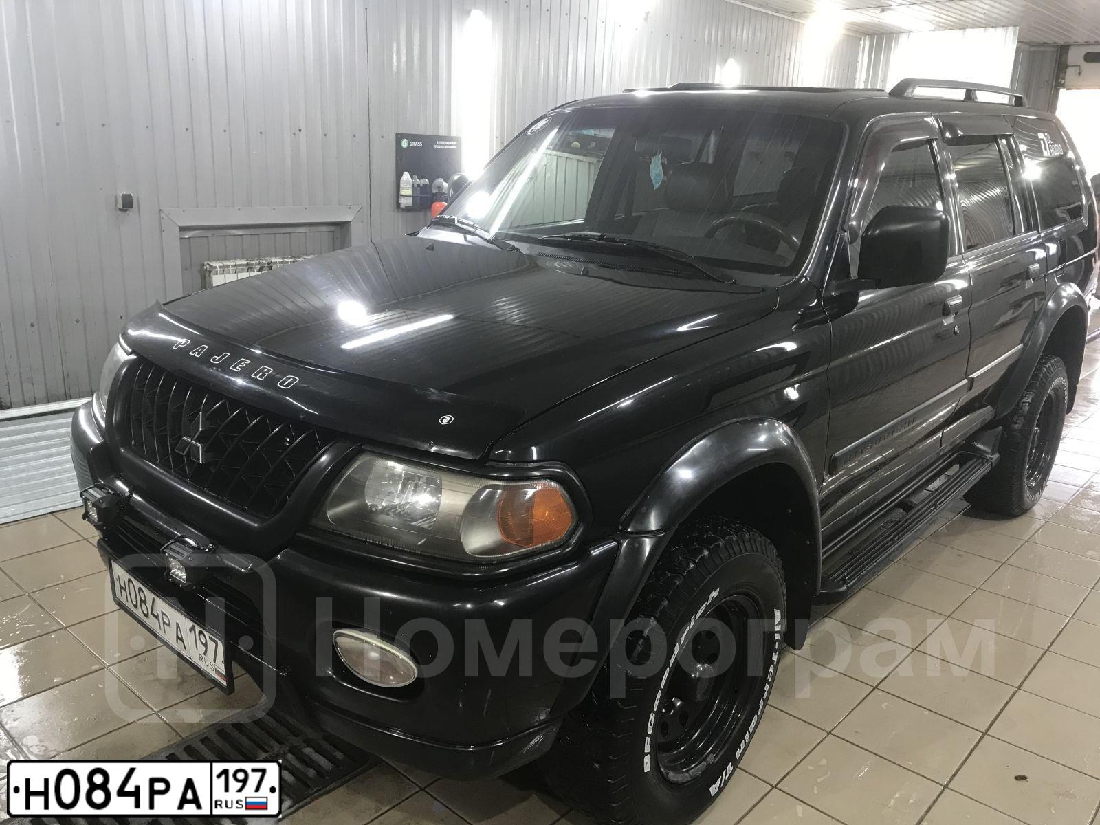 Фото автомобиля MITSUBISHI MONTERO, 2000 — госномер М191УР76