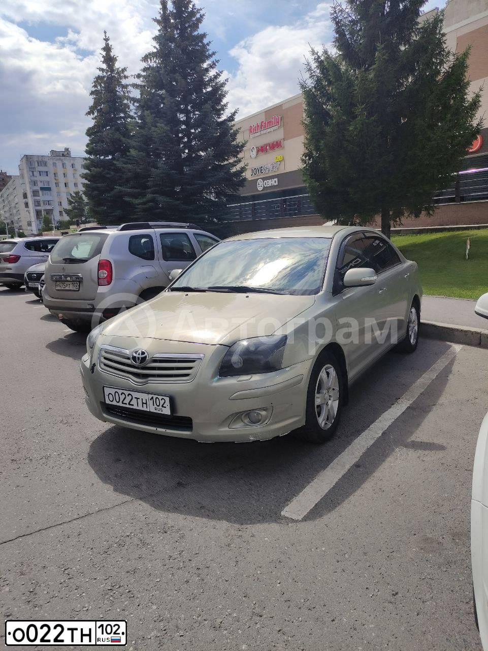 Фото автомобиля TOYOTA AVENSIS, 2008 — госномер О022ТН102. Цвет: СВЕТЛО ОЛИВКОВЫЙ