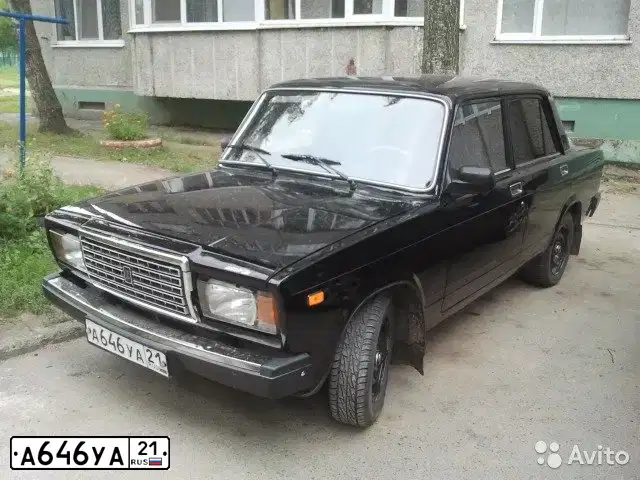 Фото автомобиля LADA 2107, 2010 — госномер А646УА21. Цвет: СИНЕ-ЧЕРНЫЙ