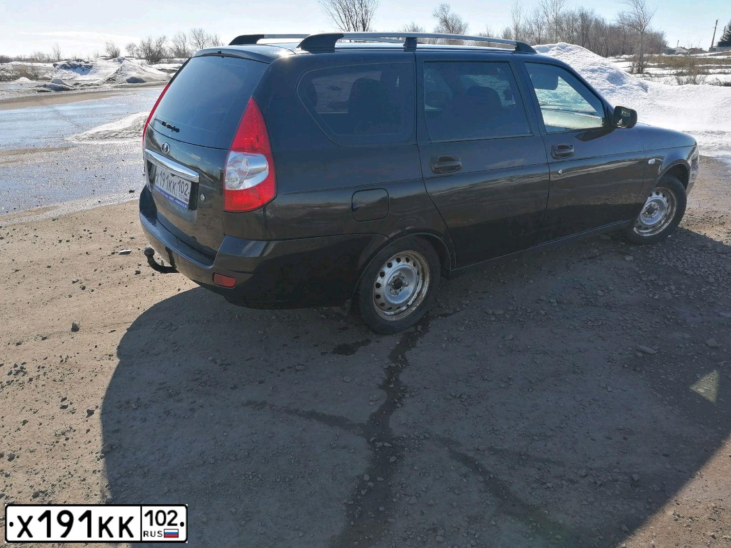 Фото автомобиля LADA PRIORA, 2010 — госномер О462КУ774