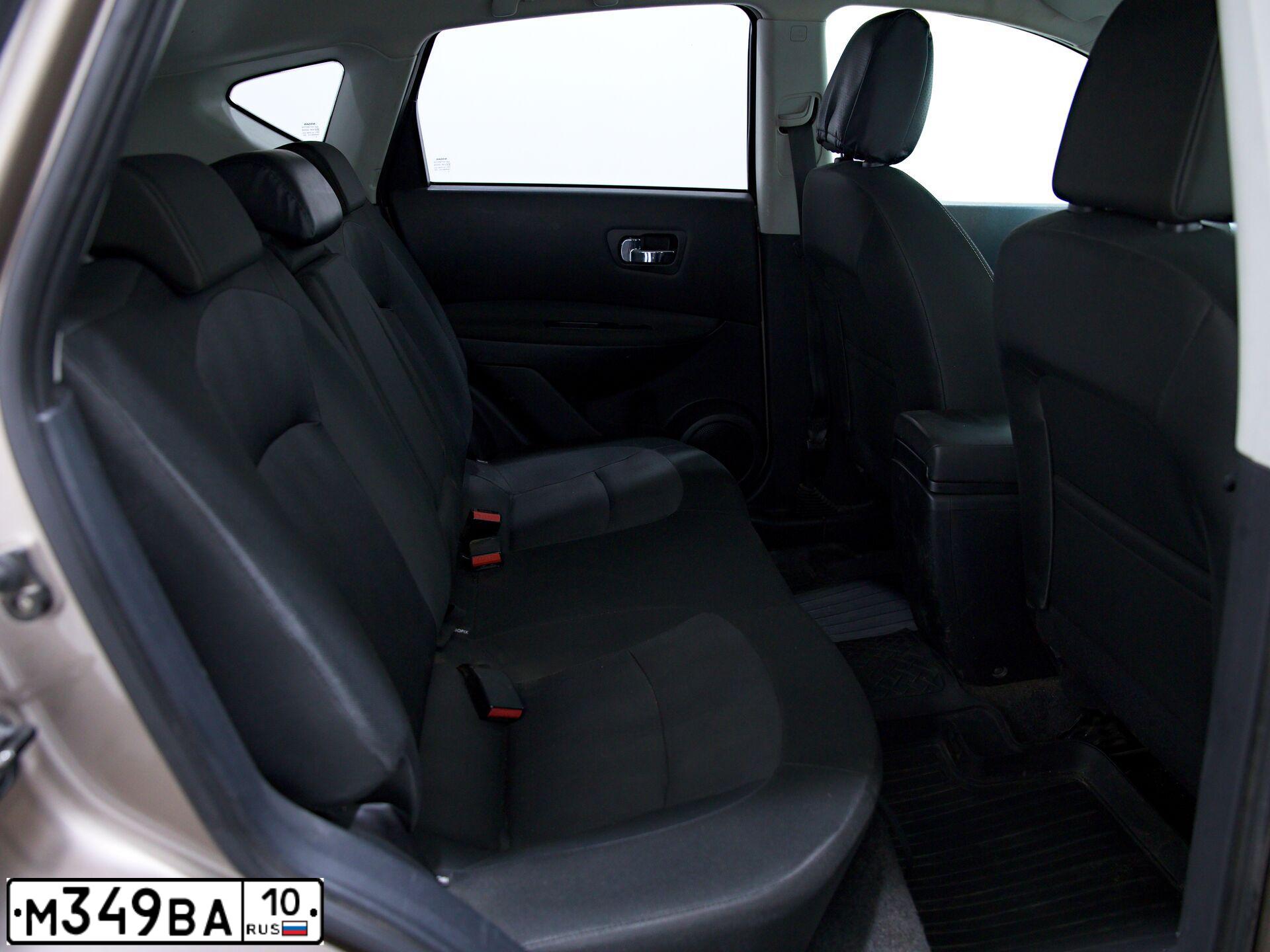 Фото автомобиля NISSAN QASHQAI, 2012 — госномер М349ВА10. Цвет: СВЕТЛО-КОРИЧНЕВЫЙ