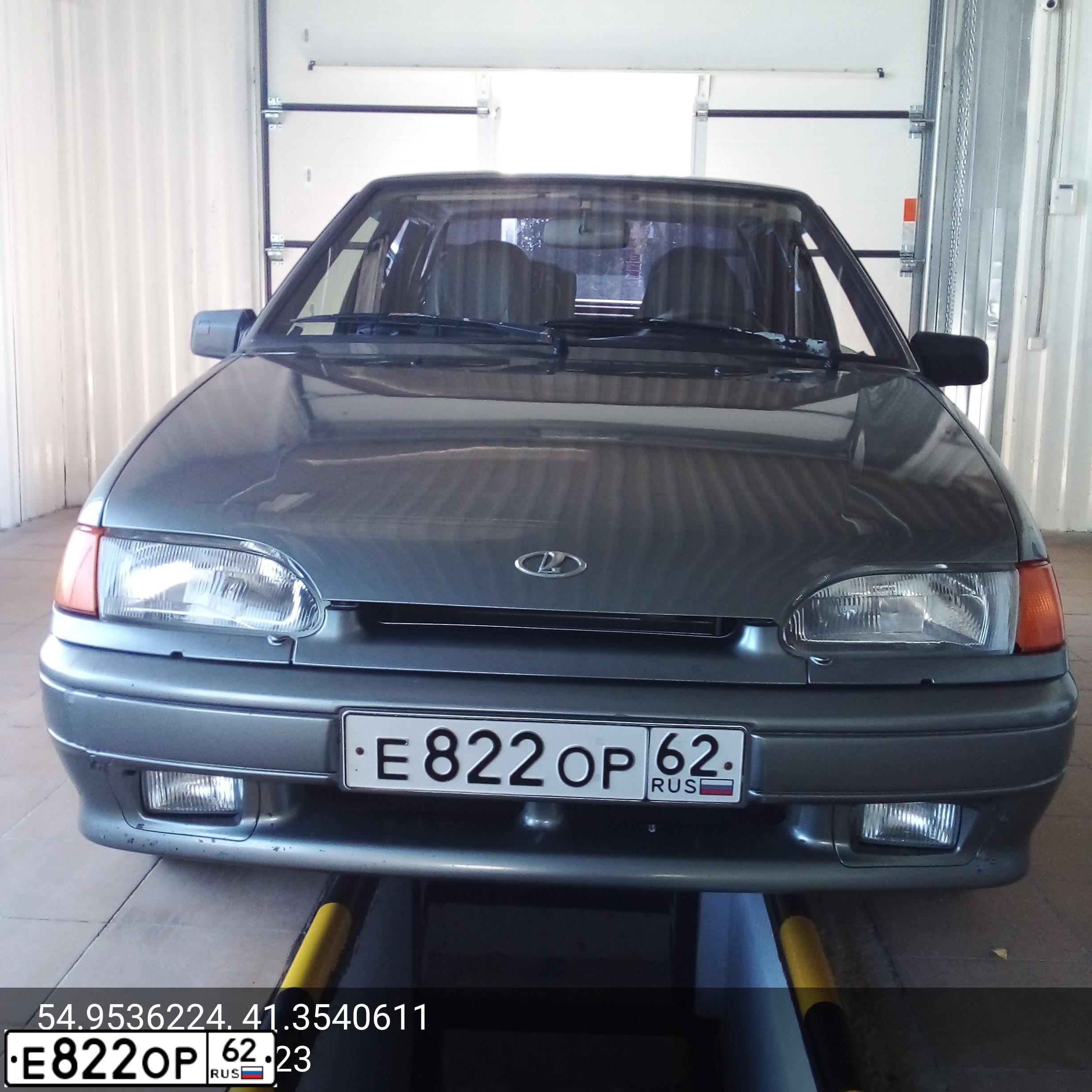 Фото автомобиля LADA 2115 SAMARA, 2010 — госномер Е822ОР62. Цвет: СРЕДНИЙ СЕРО-ЗЕЛЕНЫЙ МЕТАЛЛ