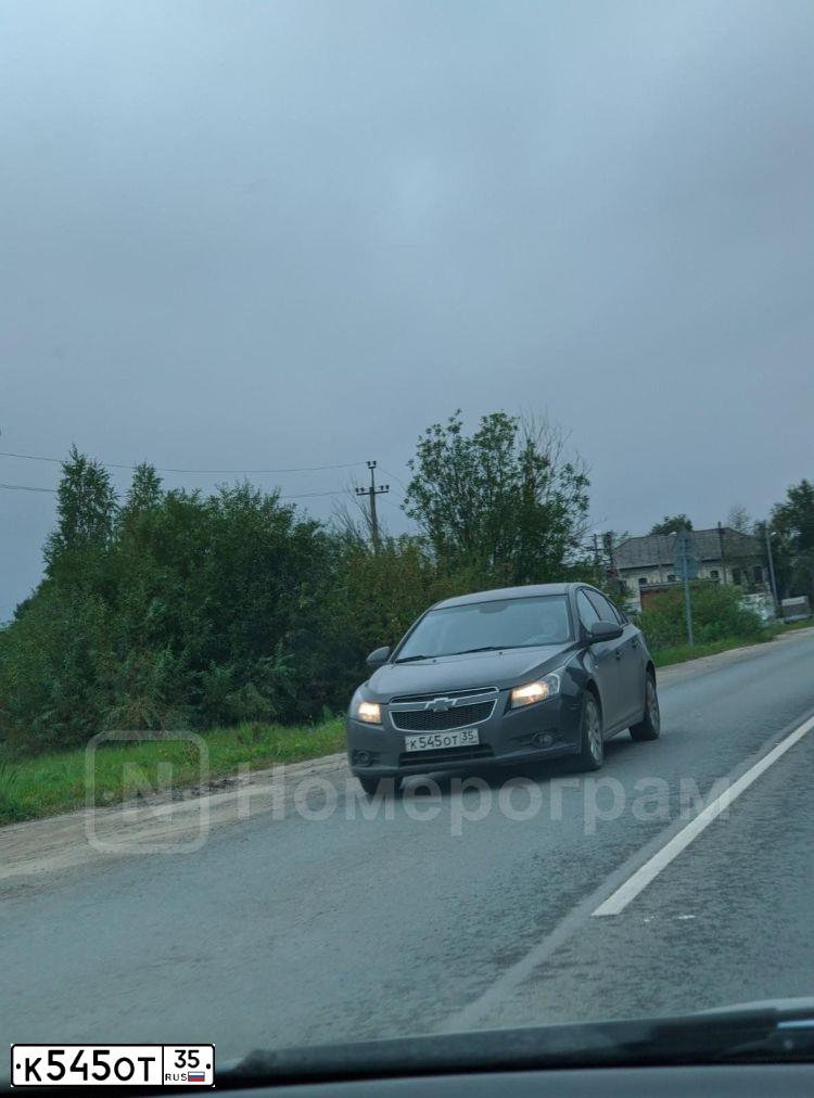 Фото автомобиля CHEVROLET CRUZE, 2009 — госномер С718ВО152. Цвет: СЕРЫЙ МЕТАЛЛИК