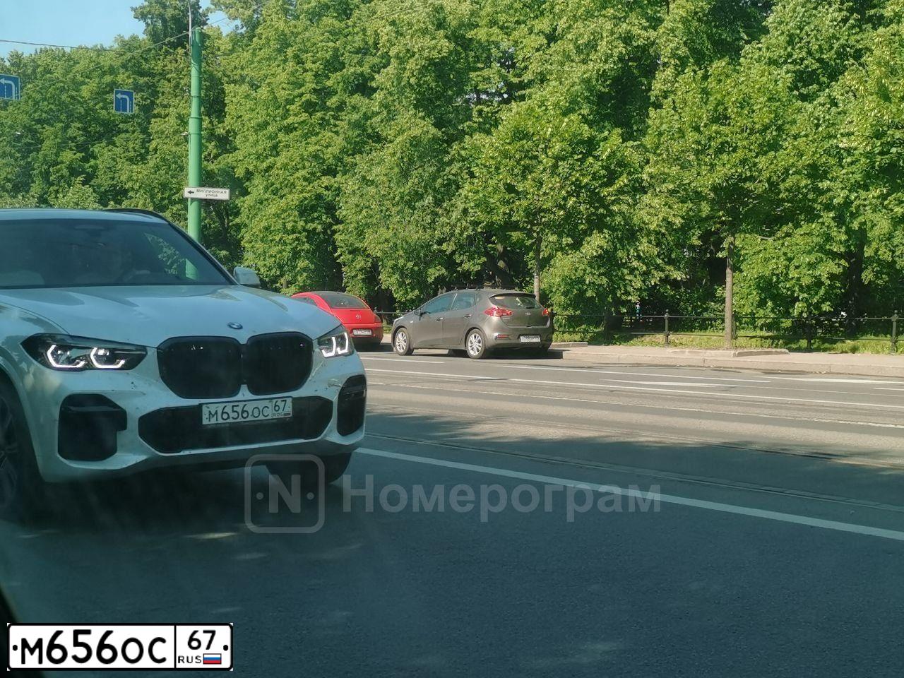 Фото автомобиля BMW X5, 2021 — госномер Н123УЕ797