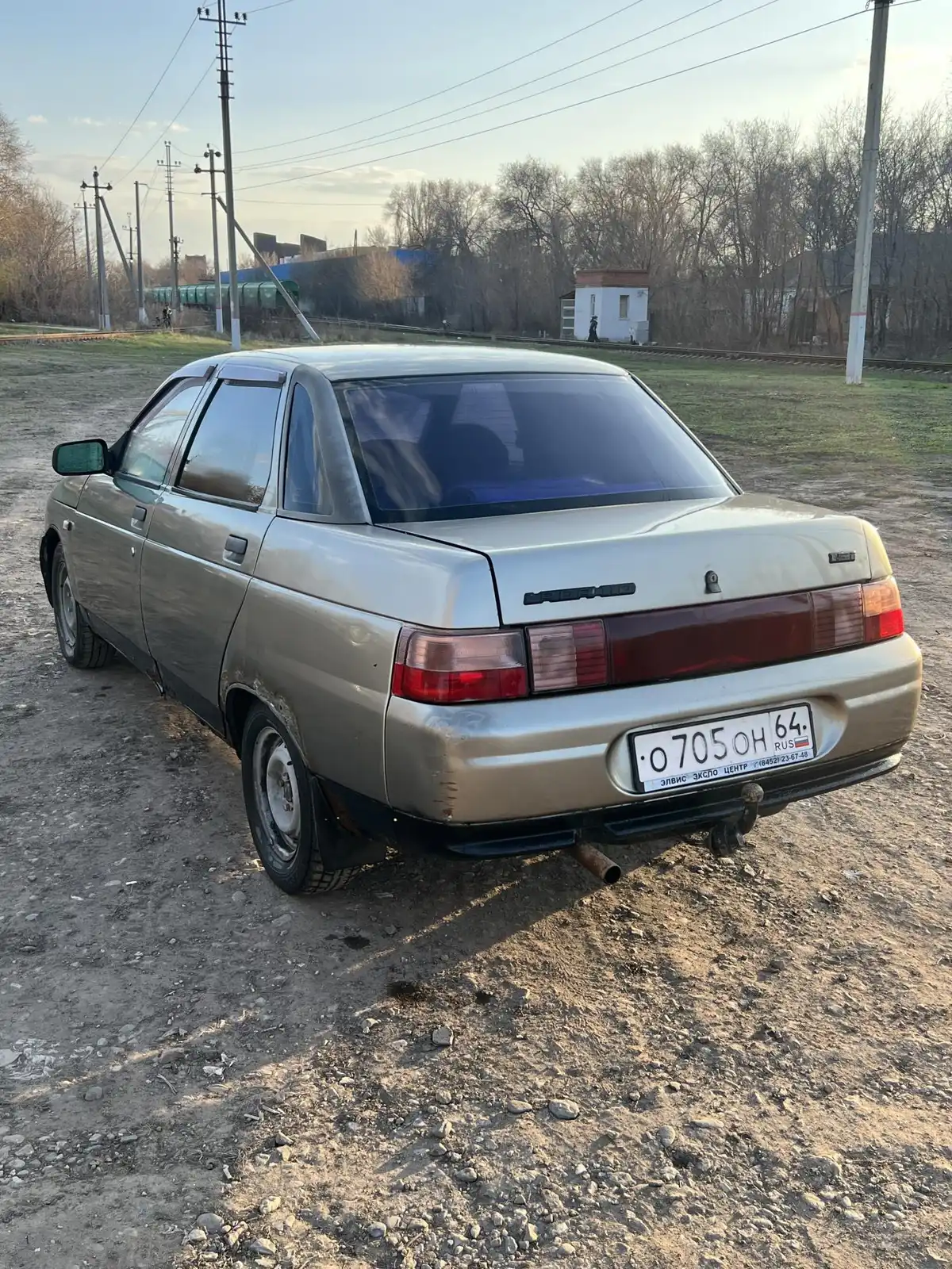 Фото автомобиля LADA 2110 LADA, 2000 — госномер К803НР64. Цвет: СЕРЕБРИСТО СЕРО-ЗЕЛЕНЫЙ