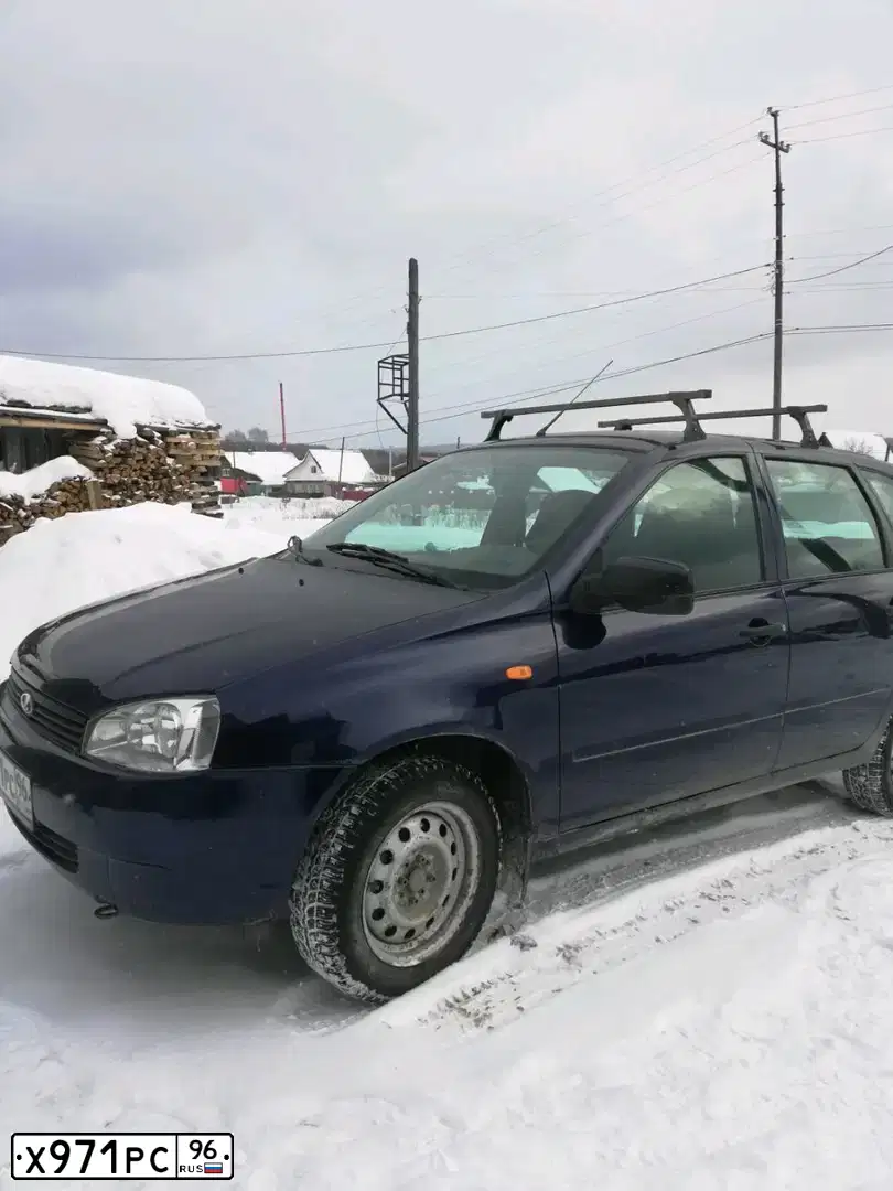 Фото автомобиля LADA 1117 KALINA, 2012 — госномер Х971РС96. Цвет: СИНИЙ