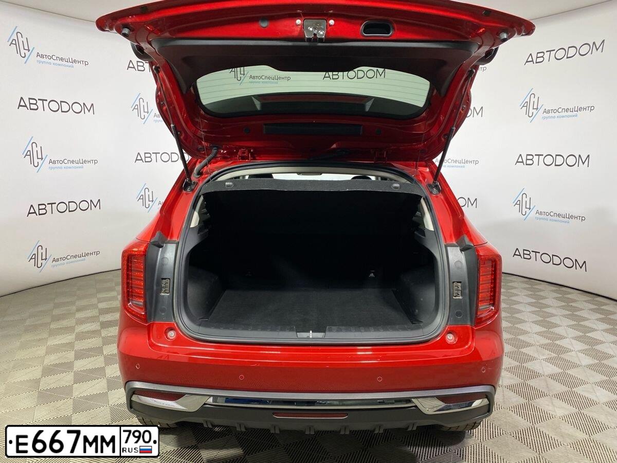 Фото автомобиля HAVAL JOLION, 2021 — госномер У667РЕ152. Цвет: Красный