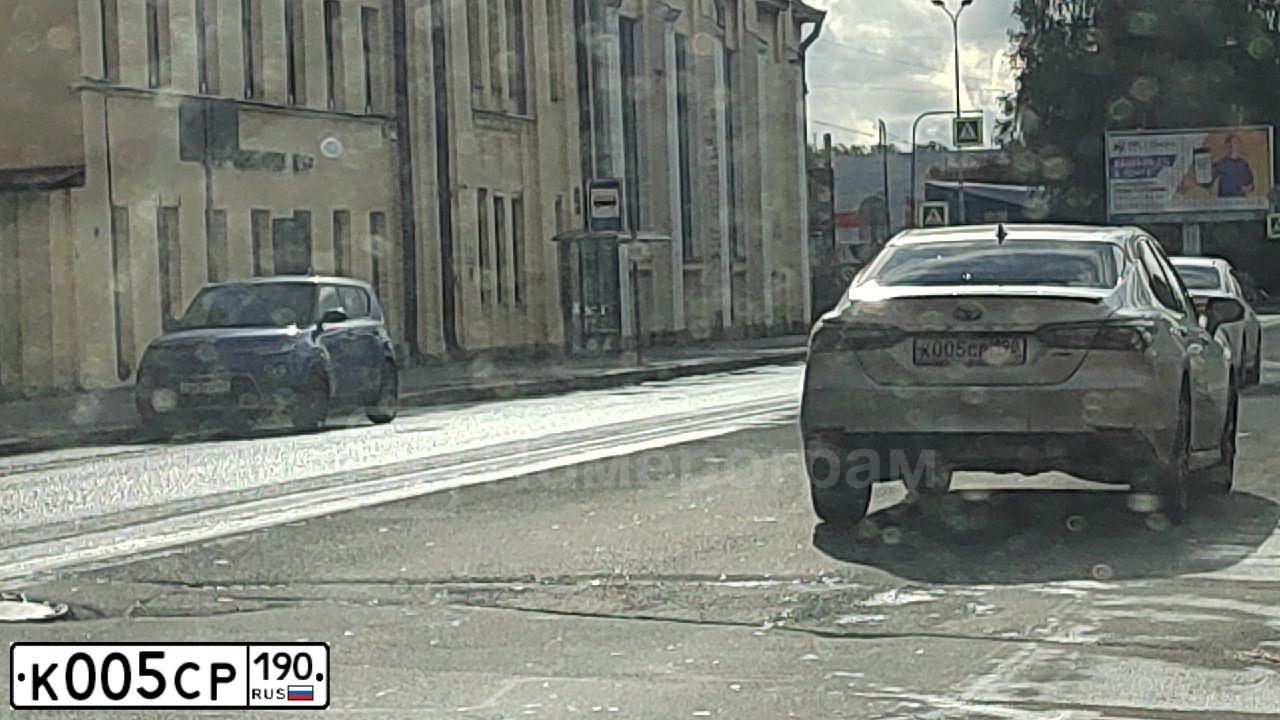 Фото автомобиля VOLKSWAGEN PASSAT, 2008 — госномер Х609АК550. Цвет: БЕЛЫЙ
