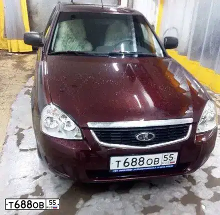 Фото автомобиля LADA 2172 PRIORA, 2014 — госномер Т688ОВ55. Цвет: ТЕМНО-ВИШНЕВЫЙ