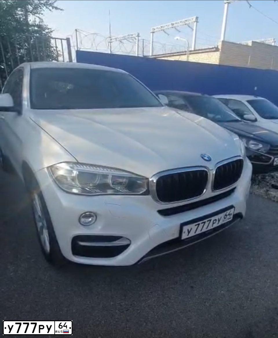 Фото автомобиля VOLVO XC60, 2014 — госномер У777РУ64. Цвет: СИНИЙ