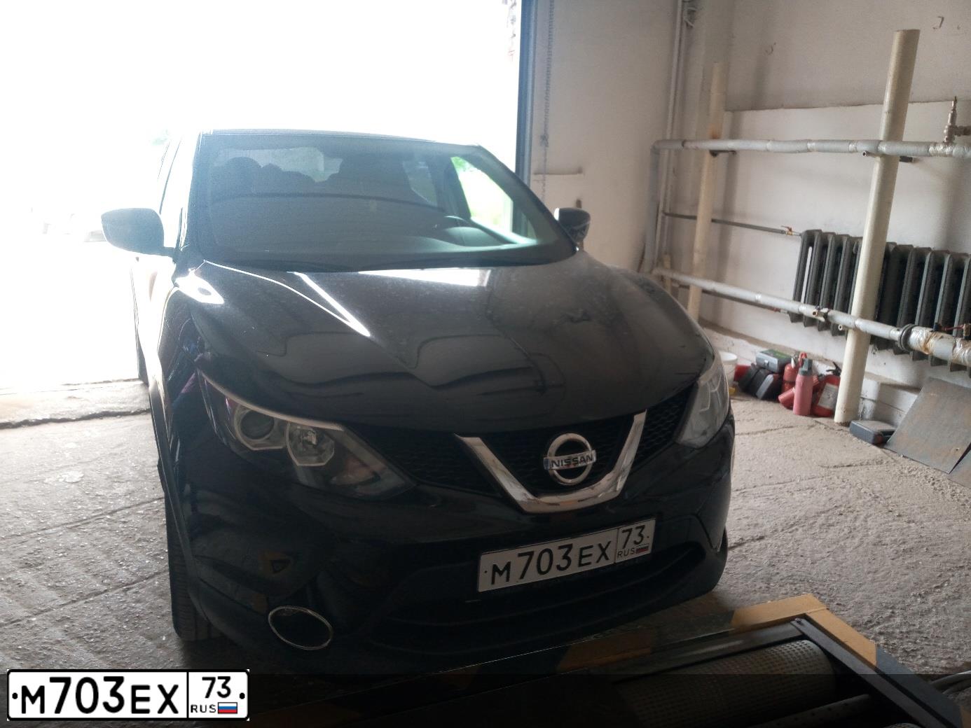 Фото автомобиля NISSAN QASHQAI, 2017 — госномер О561ЕН181