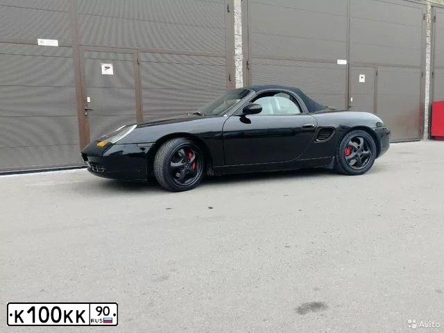 Фото автомобиля PORSCHE BOXSTER, 1999 — госномер М385МО799. Цвет: ЧЕРНЫЙ