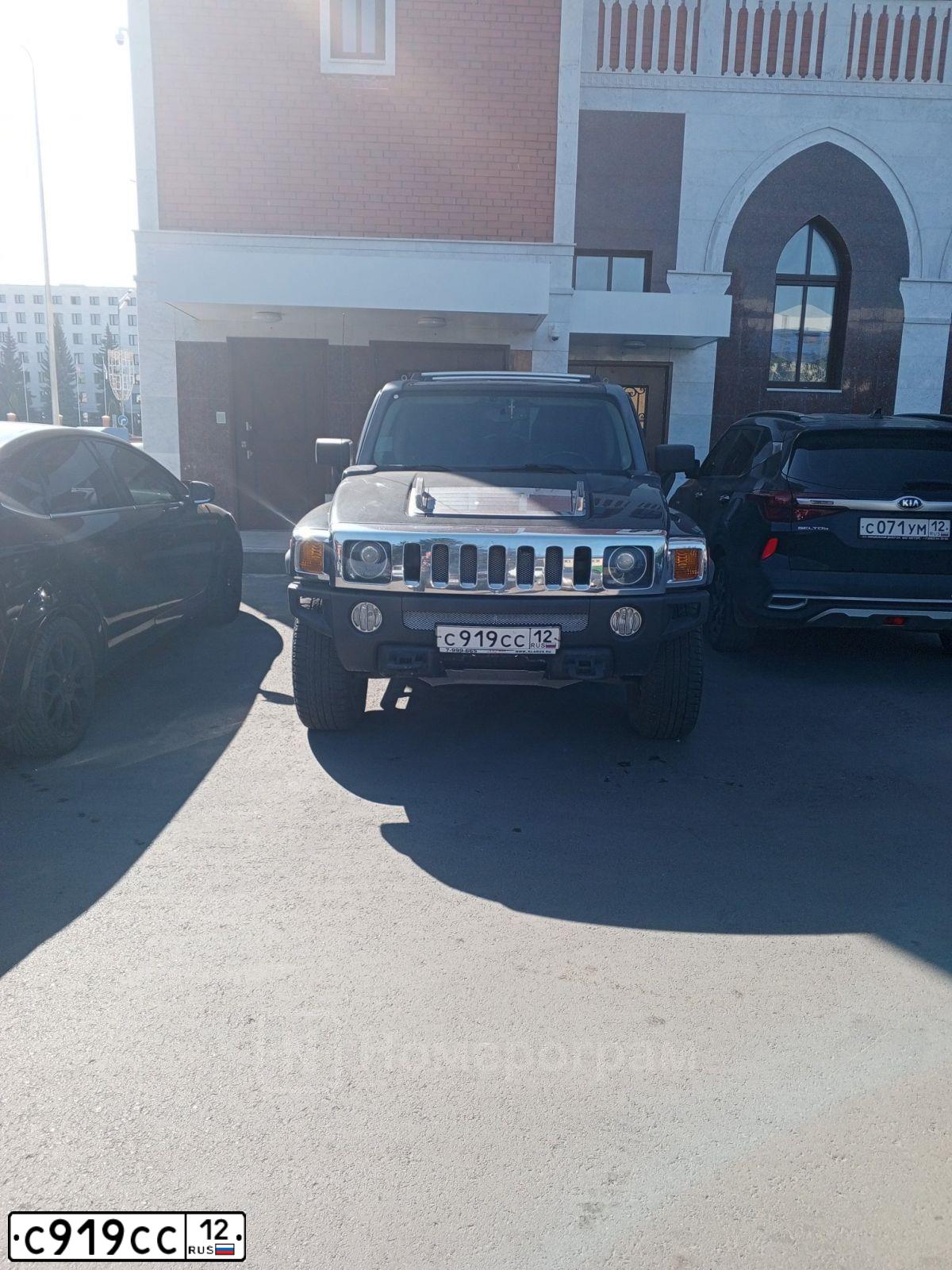 Фото автомобиля HUMMER H3, 2007 — госномер С919СС12. Цвет: ЧЕРНЫЙ