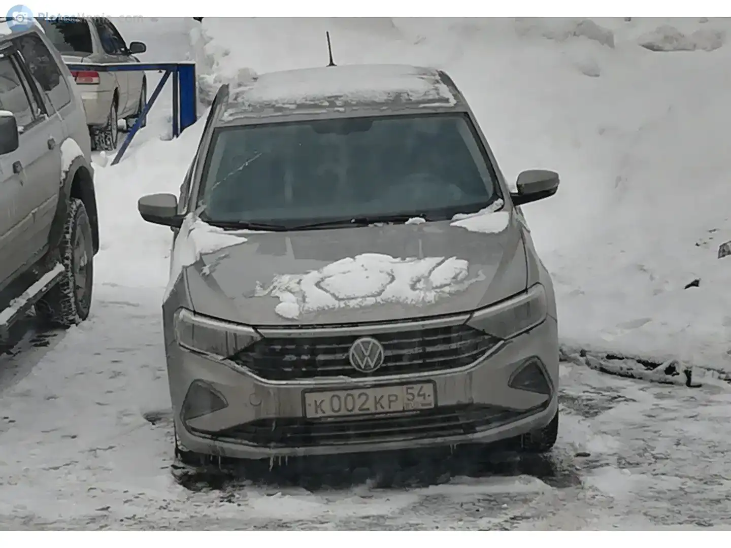 Фото автомобиля VOLKSWAGEN PASSAT, 2005 — госномер Е386РХ124