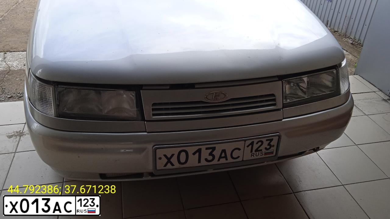 Фото автомобиля LADA 2112, 2003 — госномер Х013АС123. Цвет: СВЕТЛО-СЕРЕБРИСТЫЙ МЕТАЛЛ