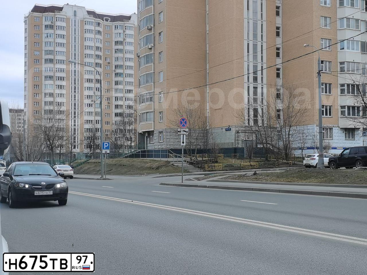 Фото автомобиля NISSAN ALMERA, 2004 — госномер Н675ТВ97. Цвет: ЧЕРНЫЙ