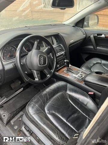 Фото автомобиля AUDI Q7, 2007 — госномер К555УН33. Цвет: ТЕМНО-СЕРЫЙ