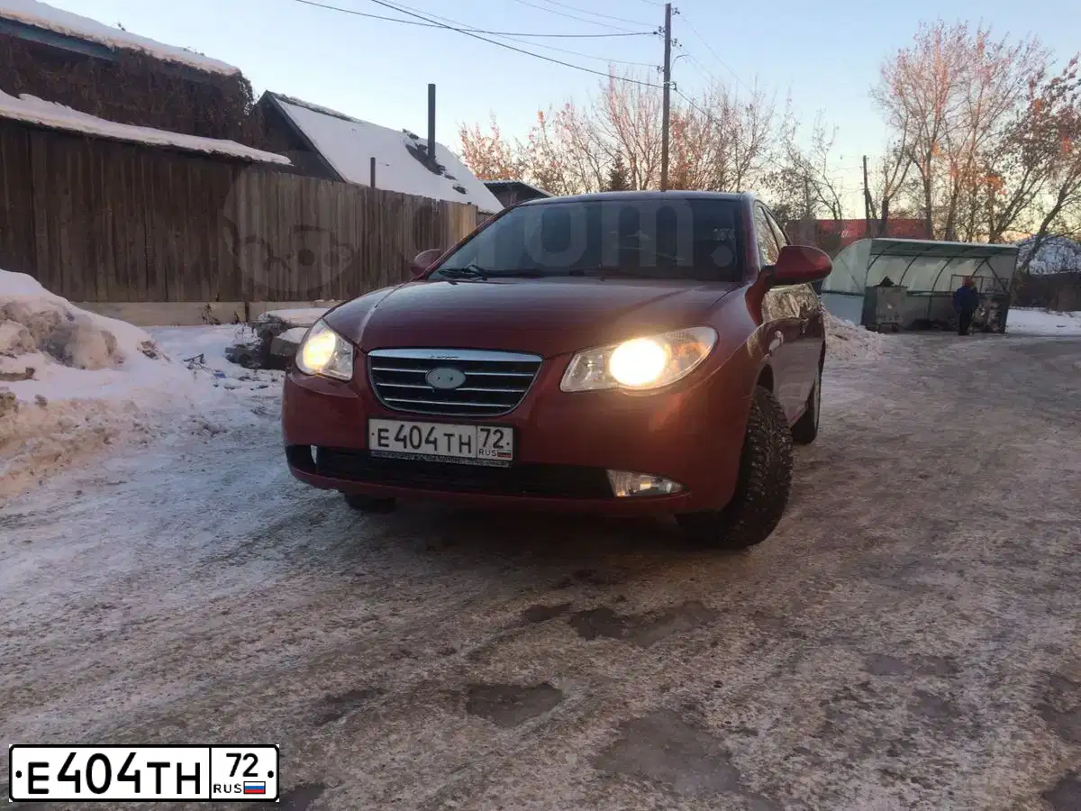 Фото автомобиля HYUNDAI ELANTRA, 2007 — госномер Е404ТН72. Цвет: Красный