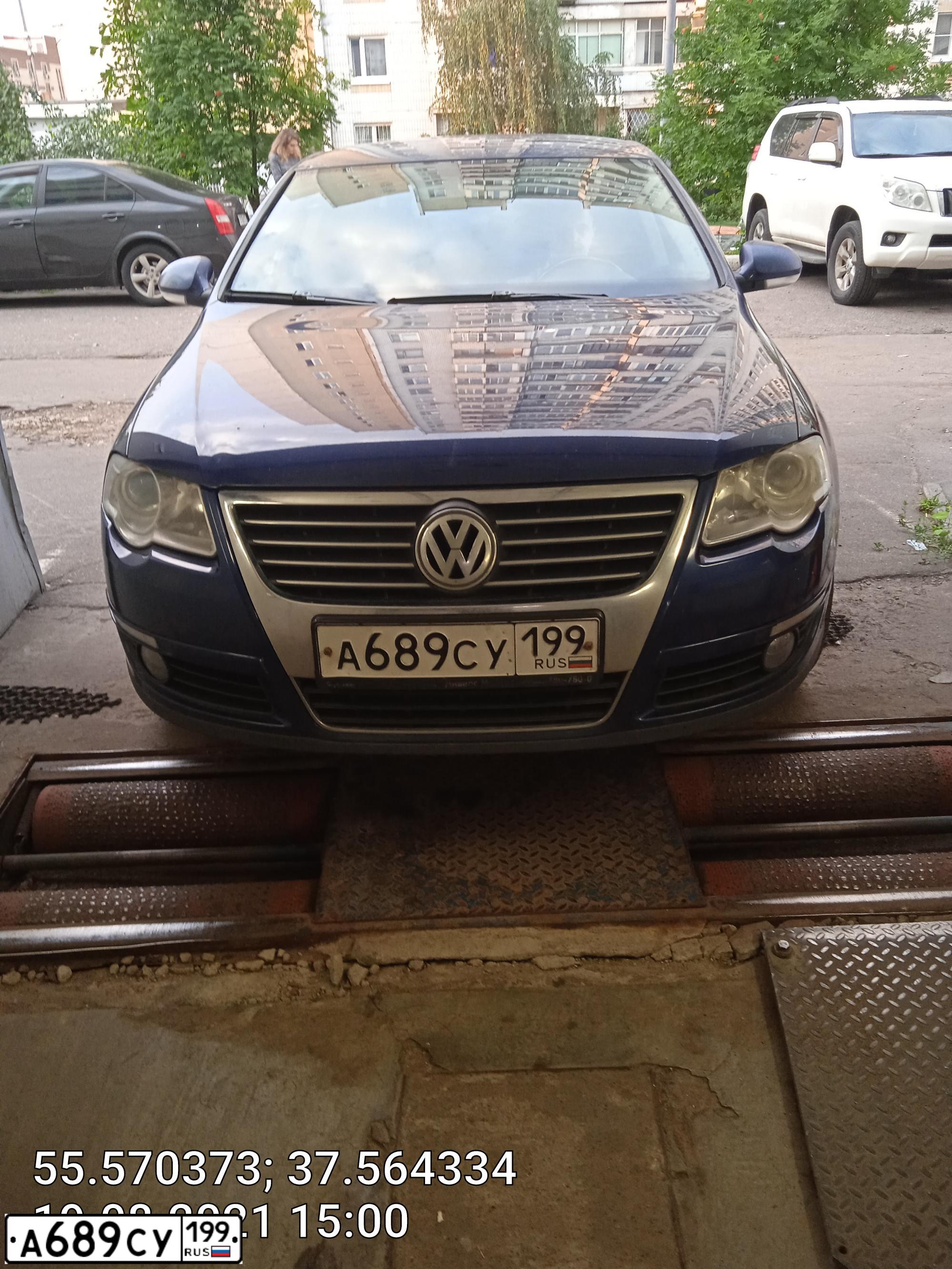 Фото автомобиля VOLKSWAGEN PASSAT, 2008 — госномер А689СУ199. Цвет: ТЕМНО-СИНИЙ