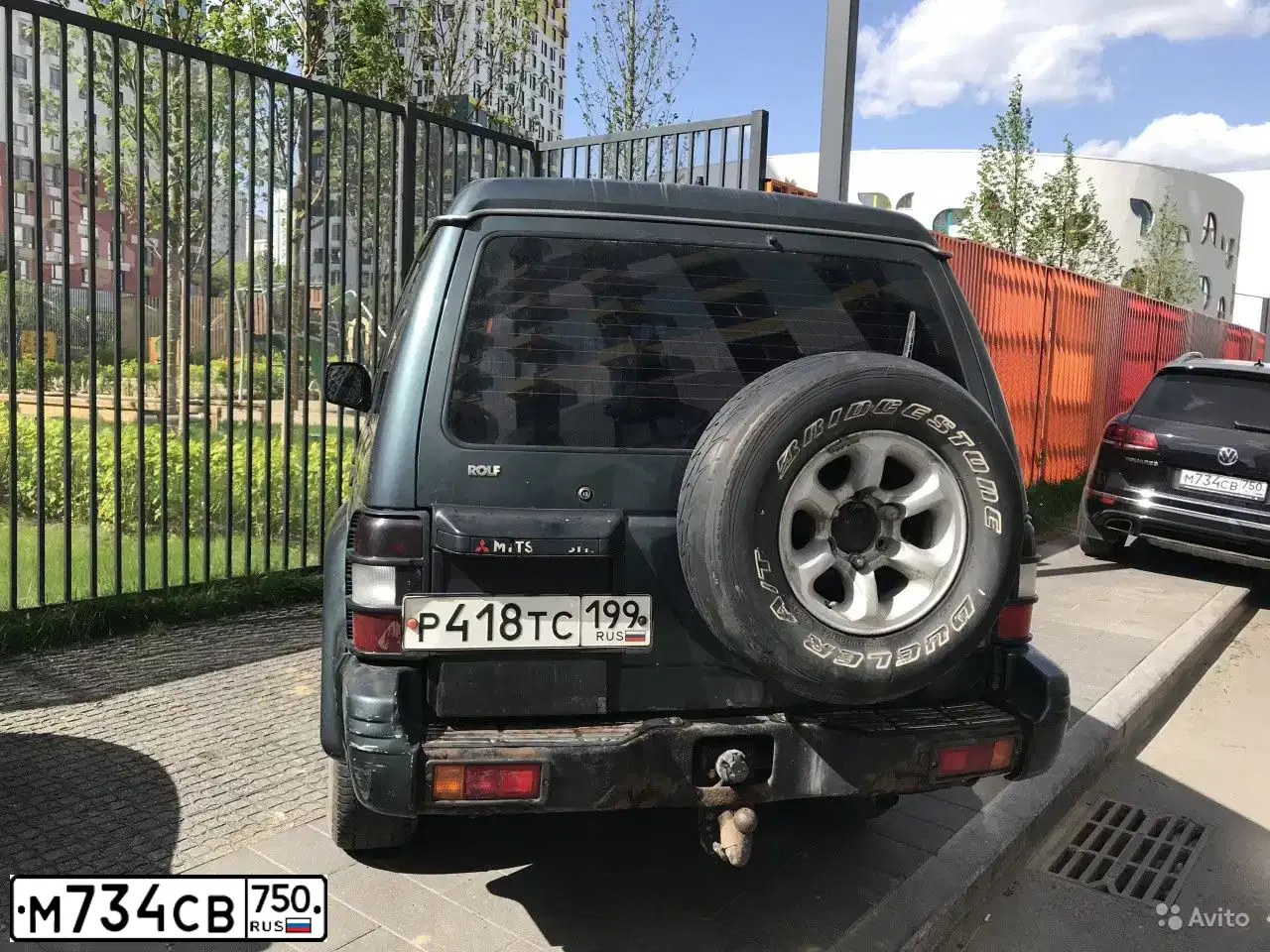 Фото автомобиля VOLKSWAGEN TOUAREG, 2018 — госномер М734СВ750. Цвет: ЧЕРНЫЙ