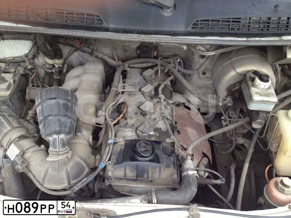 Фото автомобиля GAZ 2705, 2008 — госномер Р744ВЕ154. Цвет: Белый