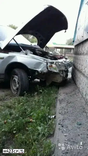 Фото автомобиля LADA 2110, 1998 — госномер М423СР46. Цвет: СЕРЕБРИСТО-ГОЛУБОЙ