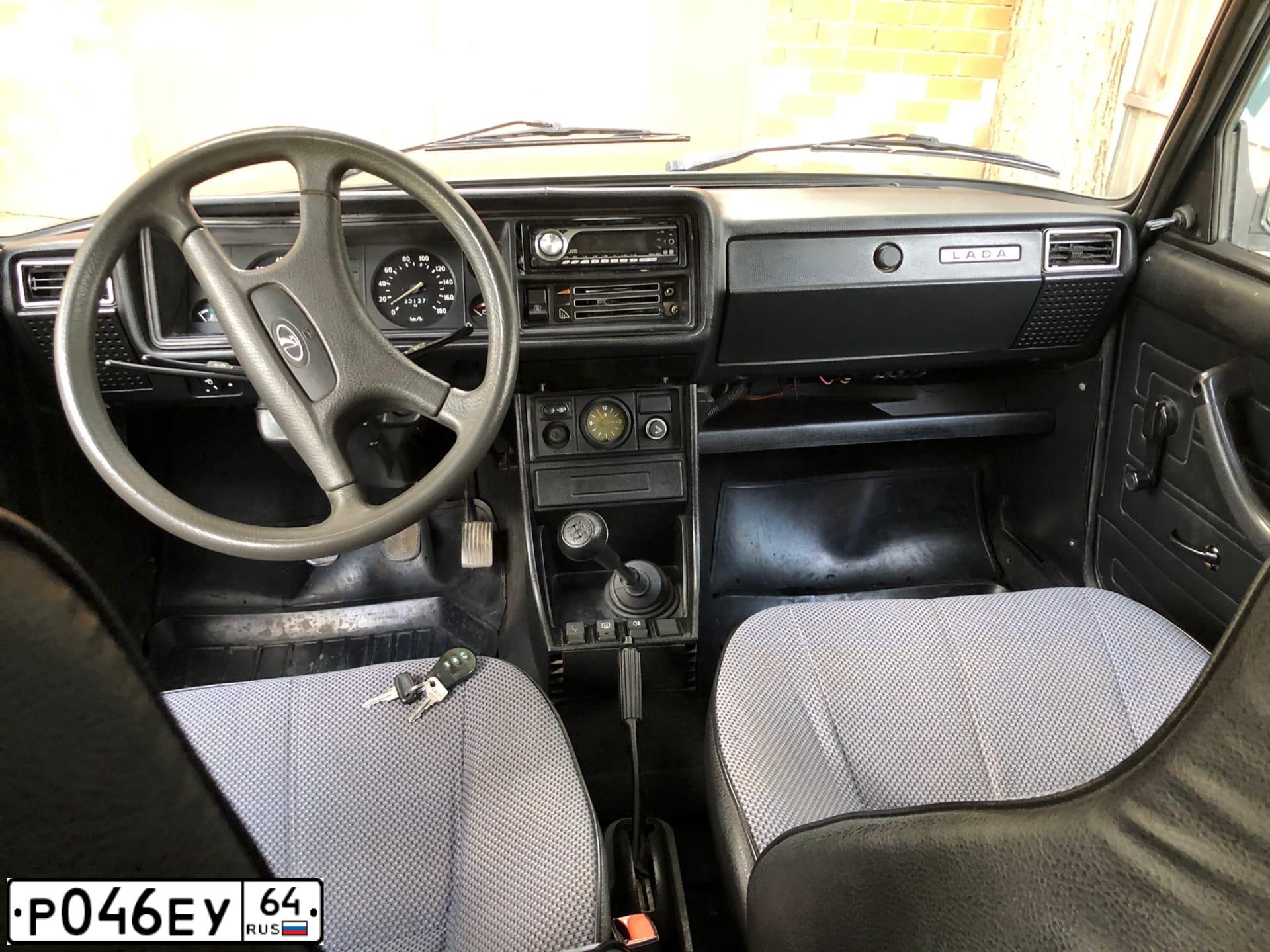 Фото автомобиля LADA 2107, 2009 — госномер Т828ВУ58. Цвет: ТЕМНО ЗЕЛЕНЫЙ