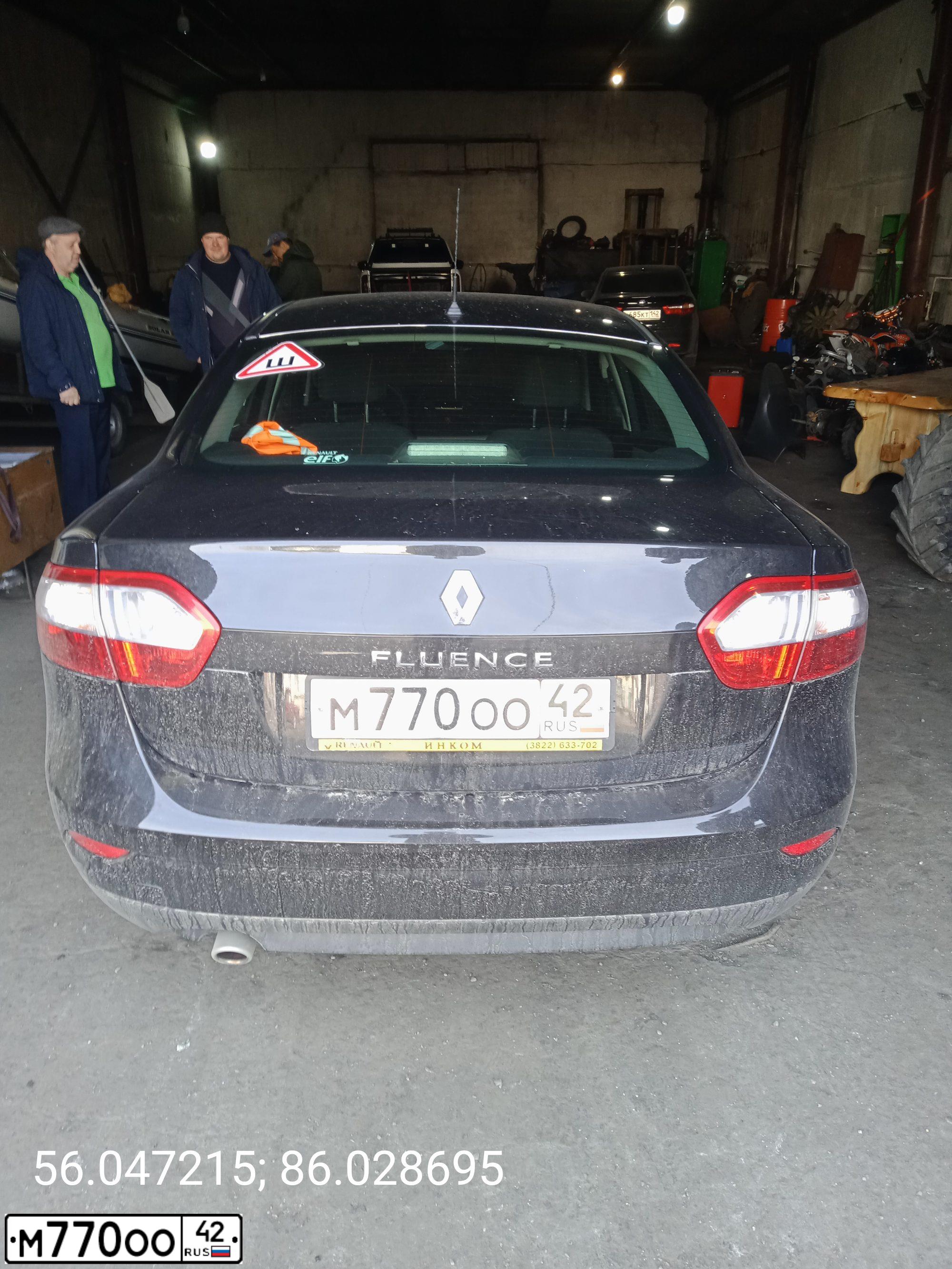 Фото автомобиля RENAULT FLUENCE, 2010 — госномер М770ОО42. Цвет: ЧЕРНЫЙ
