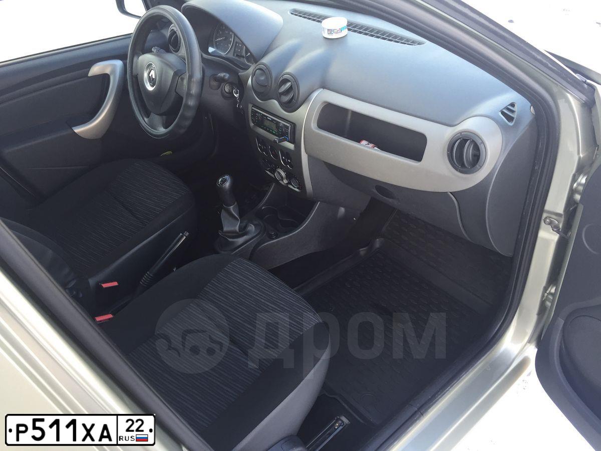 Фото автомобиля RENAULT LOGAN, 2011 — госномер Р511ХА22. Цвет: БЕЖЕВЫЙ