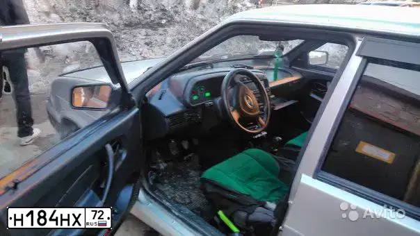 Фото автомобиля LADA 2114 SAMARA, 2006 — госномер У085РК72. Цвет: СВЕТЛО-СЕРЕБРИСТЫЙ МЕТАЛЛ