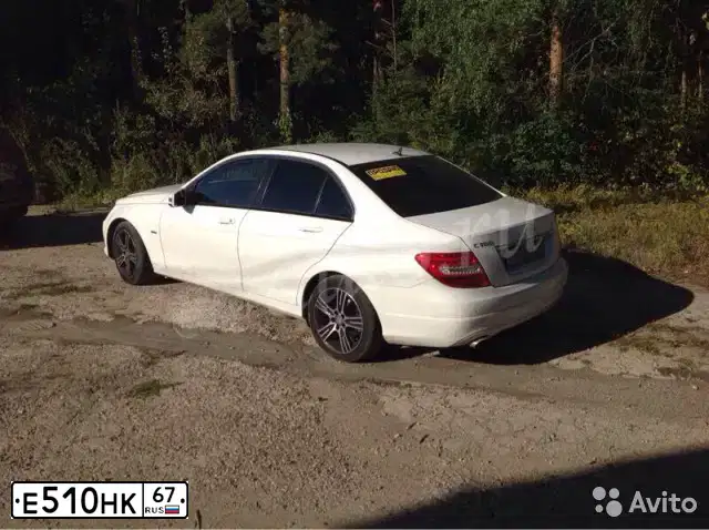 Фото автомобиля MERCEDES C-KLASSE, 2013 — госномер А232КК82. Цвет: БЕЛЫЙ