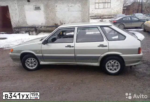 Фото автомобиля LADA 2114 SAMARA, 2006 — госномер В429НМ122. Цвет: БЕЛО-ЗЕЛЕНЫЙ