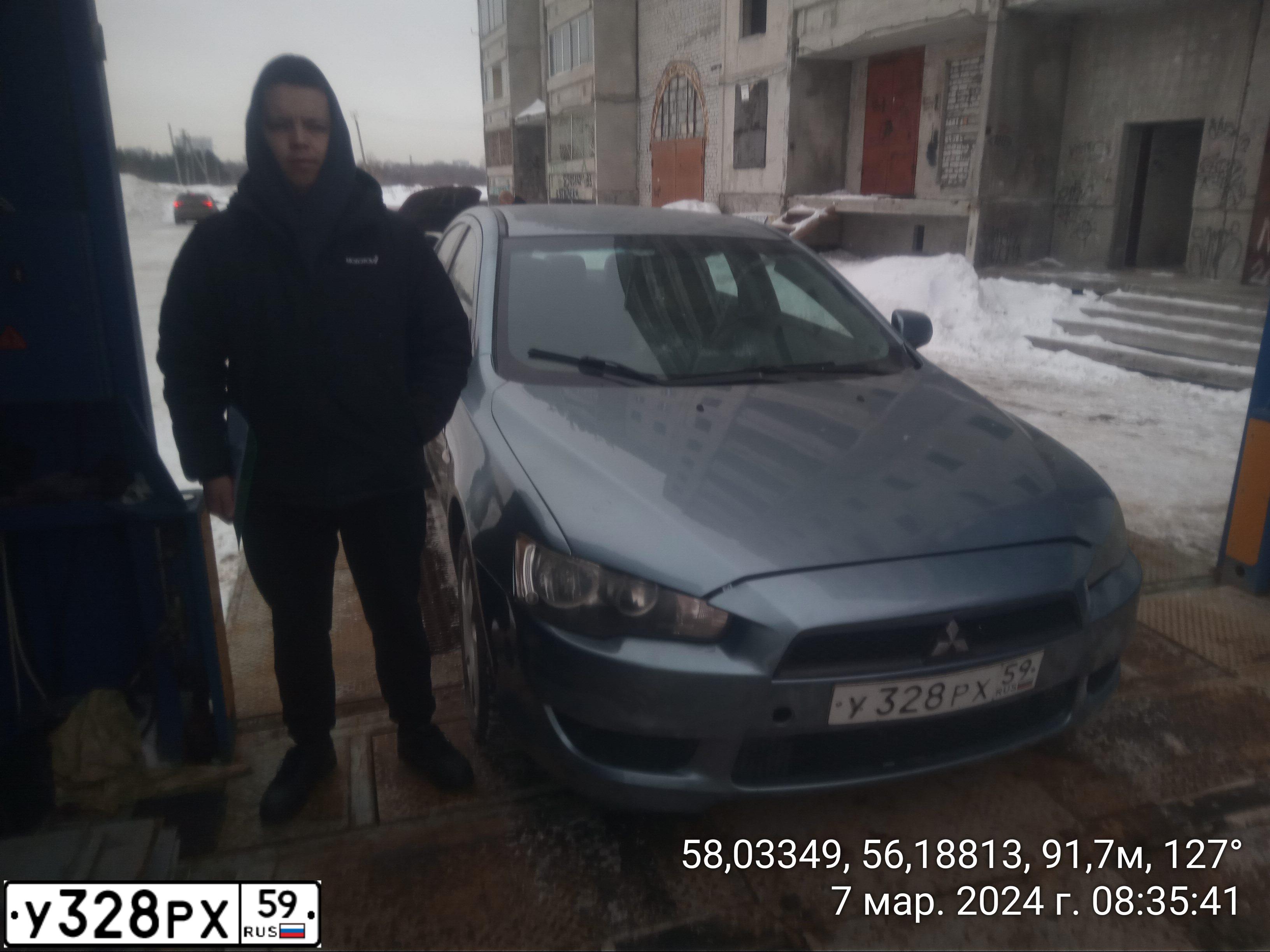 Фото автомобиля MITSUBISHI LANCER, 2007 — госномер С305СО43. Цвет: СВЕТЛО-СЕРО-ЗЕЛЕНЫЙ