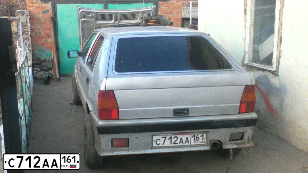 Фото автомобиля LANCIA DELTA, 1982 — госномер С712АА161. Цвет: Серебристый
