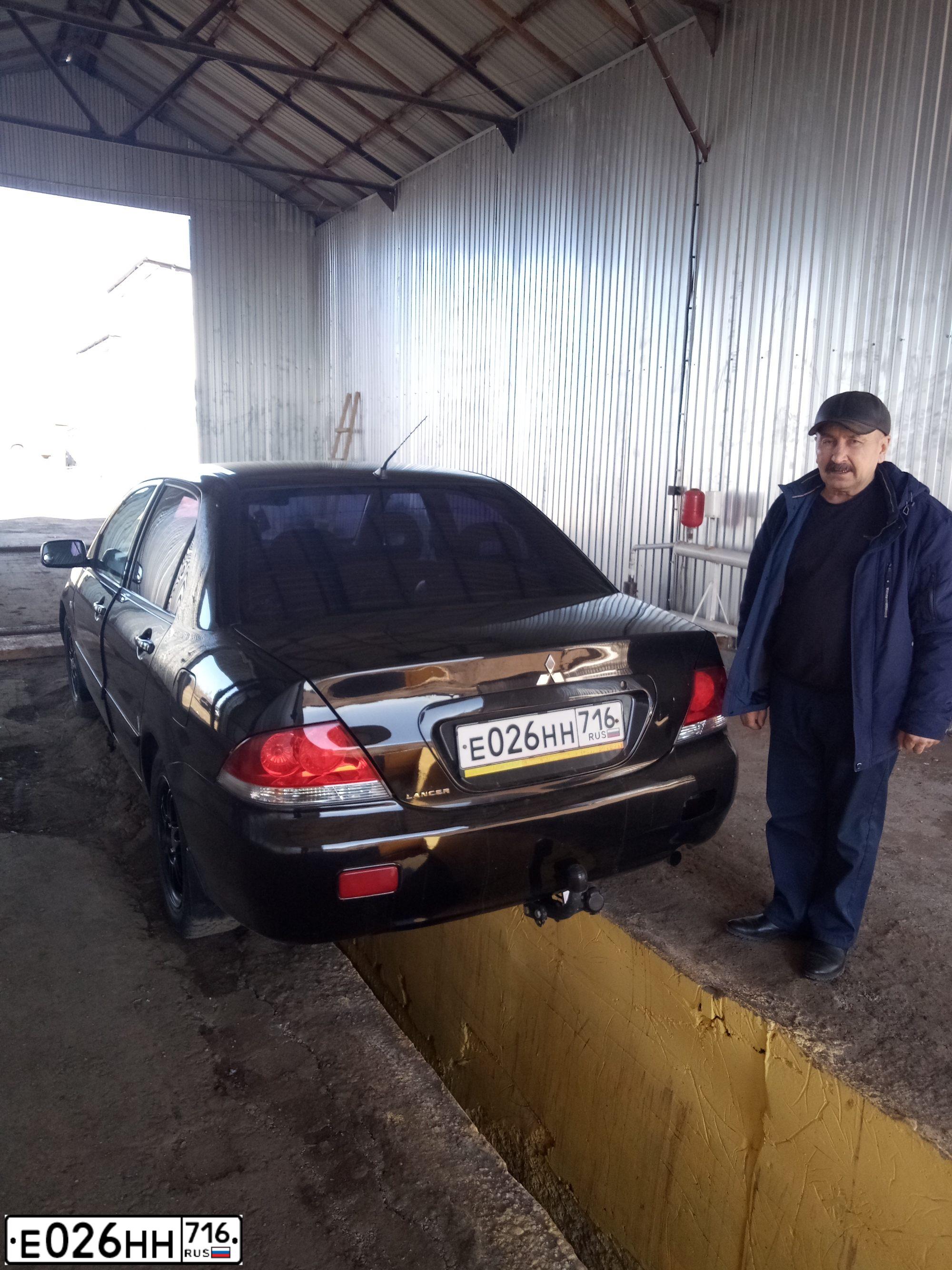 Фото автомобиля MITSUBISHI LANCER, 2007 — госномер К190КР702. Цвет: ЧЕРНЫЙ